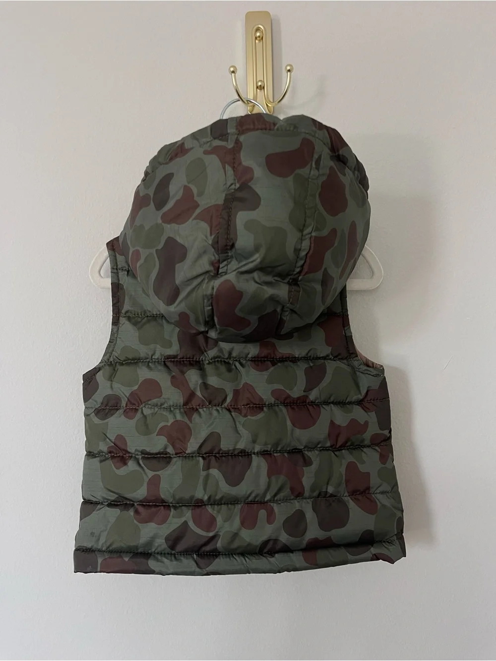 Old Navy Green and Brown Camo Puffer Vest with Hood